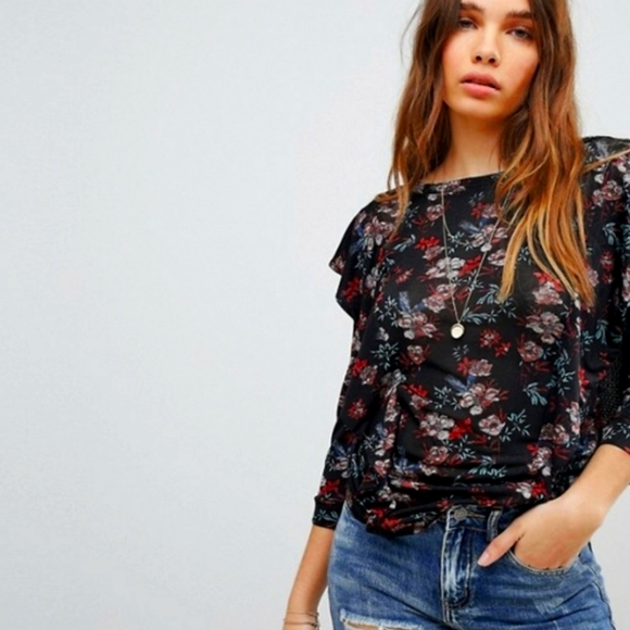 FREE PEOPLE x ASOS Dock Street Femme Ruffle Top NEW - Picture 4 of 16